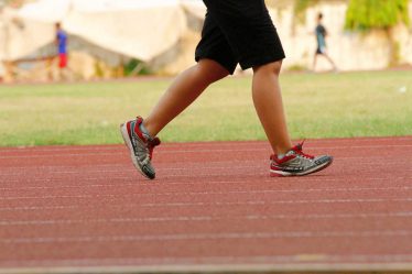 K nejefektivnějšímu spalování tuků dochází pří déletrvající aerobní aktivitě. Aerobní cvičení je takové cvičení, při kterém má tělo dostatek kyslíku.